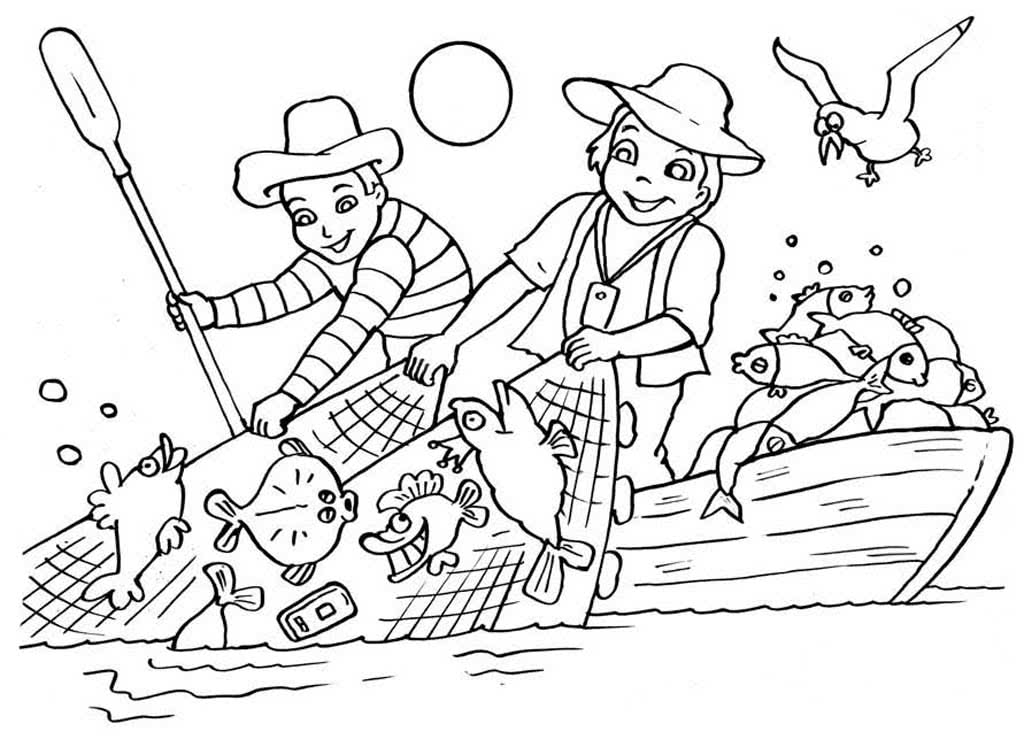 Два рыбака в лодке с рыбой