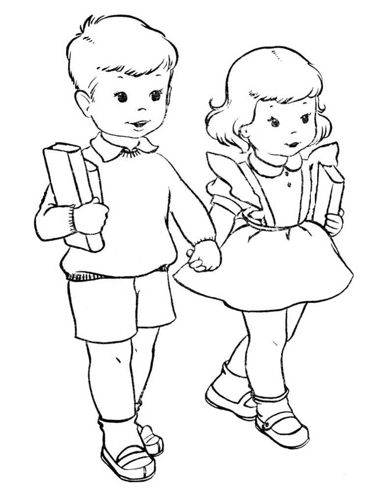 Мальчик и девочка с учебниками держатся за руки