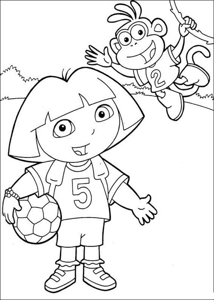 Обезьянка Башмачок и Даша-следопыт играют в футбол